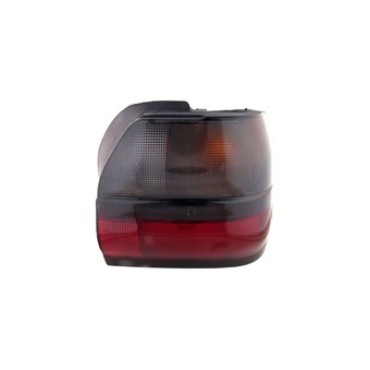 R19 Sedan SAĞ STOP LAMBASI Pleksan 3200 oem: 7702127395